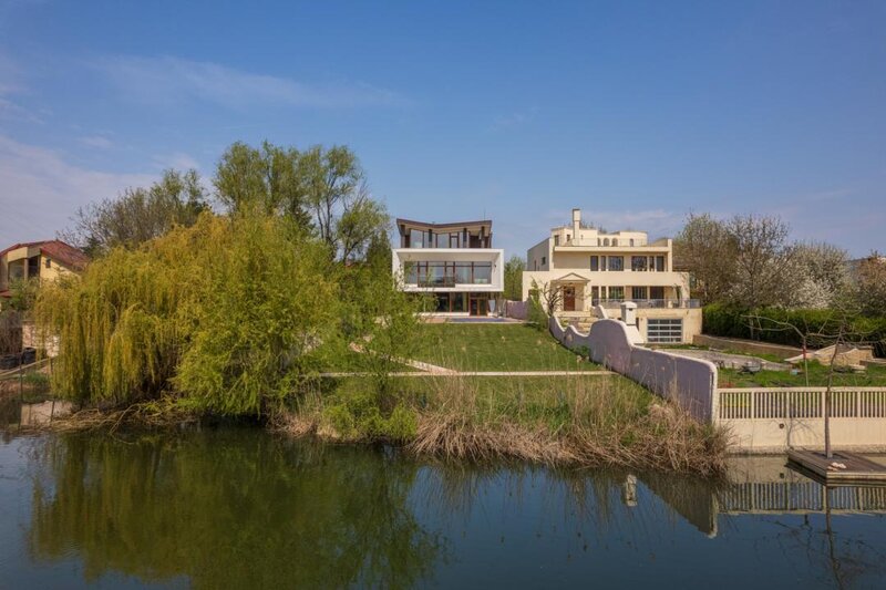 Proprietate rara cu acces direct la lacul Mogosoaia | Teren 1182 mp